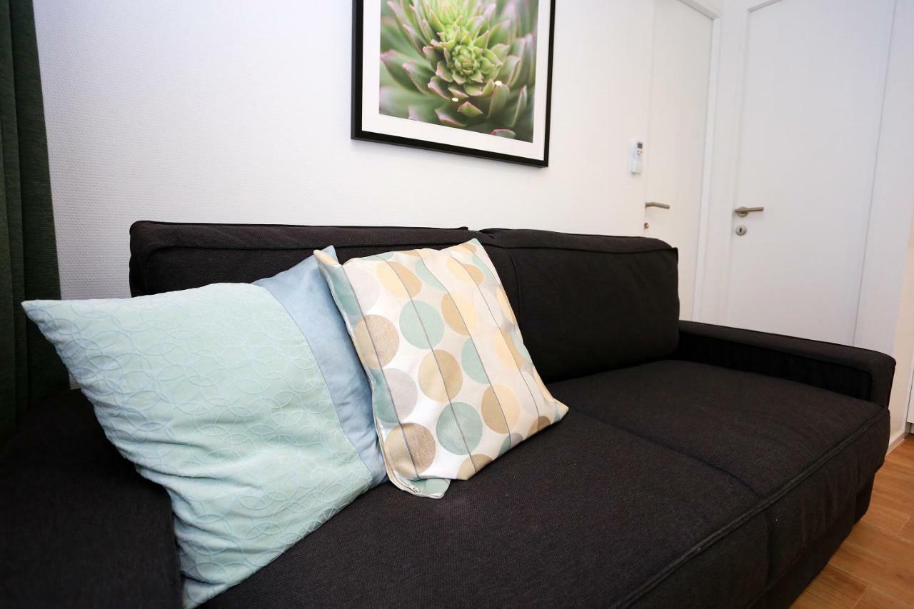 First Apartment زادار المظهر الخارجي الصورة