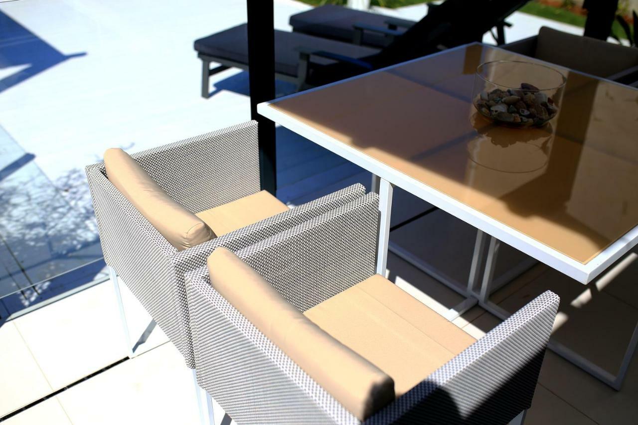 First Apartment زادار المظهر الخارجي الصورة